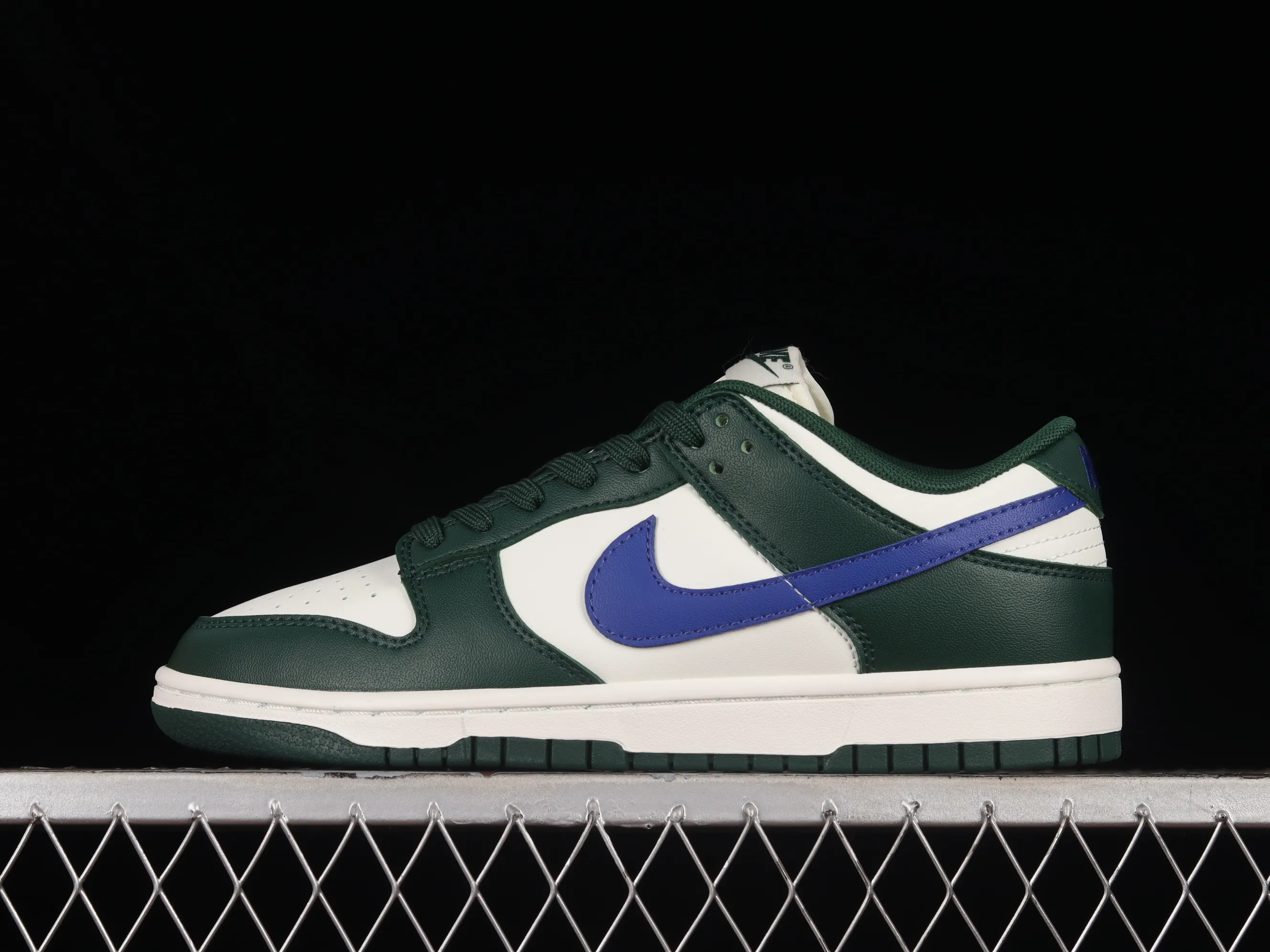 All categories Nk SB Dunk series Nk SB Dunk Low low-top sneakers Nk Dunk Low "Gorge Green" retro white and green SB low-top sports and leisure sneakers DD1503-300